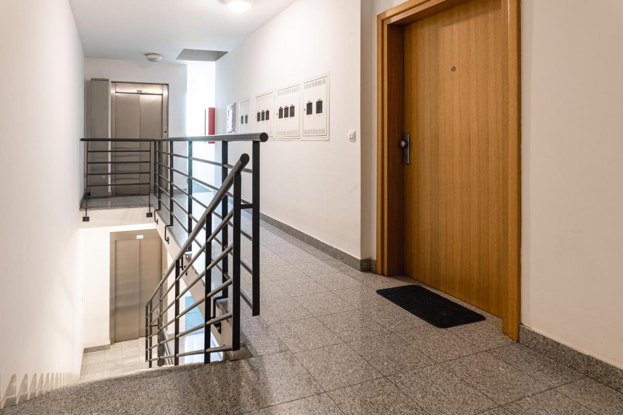 Flexible Selfcheckins 29 - Zagreb - Garage - Loggia - New - Apartments Repinc Exterior photo